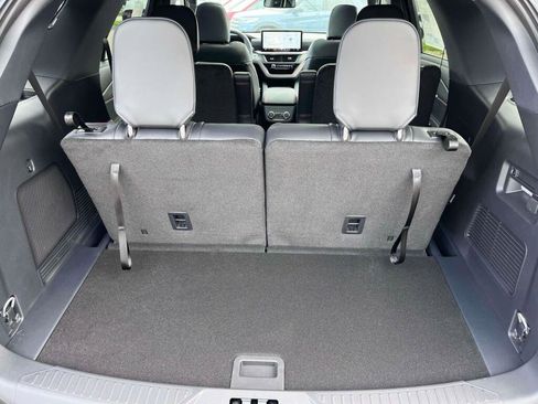 New 2026 Ford Explorer ST-Line AWD/4WD image 21