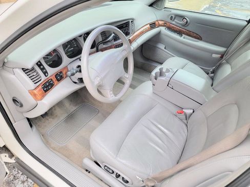 Used 2002 Buick Le Sabre Limited w/ Driver Confidence Pkg image 18