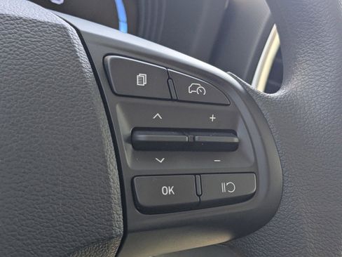 New 2025 Hyundai Venue SE FWD image 21