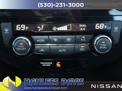 Used 2017 Nissan Rogue Sport SL image 21