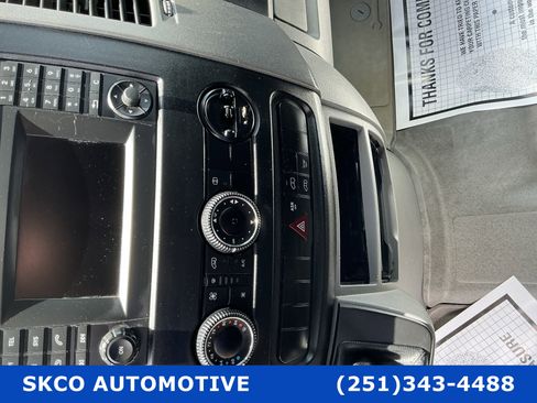 Used 2018 Mercedes-Benz Sprinter 2500 image 25