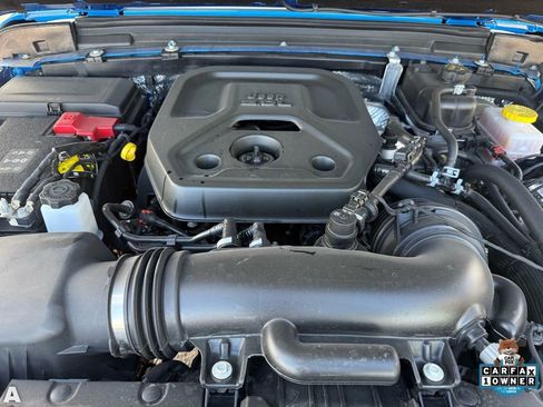 Certified 2025 Jeep Wrangler Sport S image 30