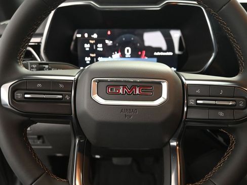 New 2025 GMC Canyon AT4 image 30