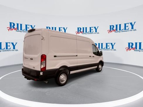New 2026 Ford Transit 250 148 Medium Roof Extended AWD image 8