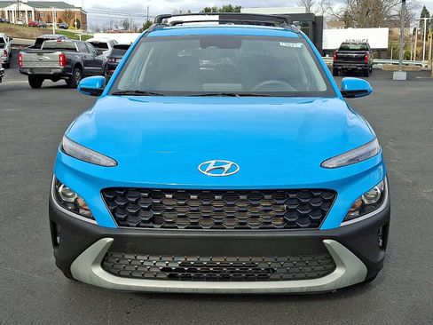 Used 2023 Hyundai Kona SEL image 2