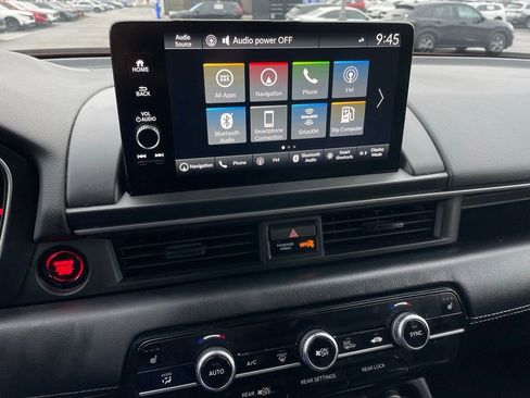 Certified 2025 Honda Pilot Touring image 18