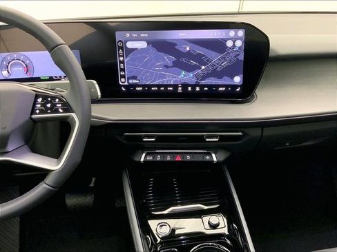 New 2026 Audi Q3 quattro 2.0T AWD/4WD image 7