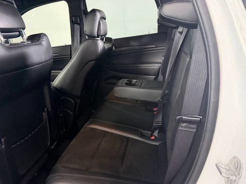 Used 2022 Jeep Grand Cherokee Laredo X AWD/4WD image 28