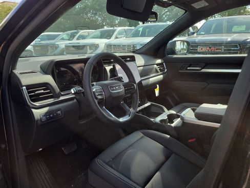 New 2026 GMC Terrain Elevation w/ Technology Package II FWD image 8