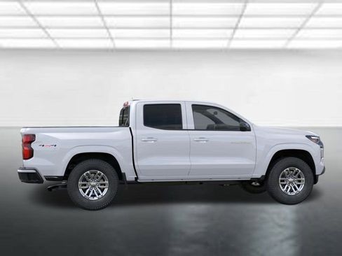 New 2025 Chevrolet Colorado LT w/ LT Convenience Package image 5