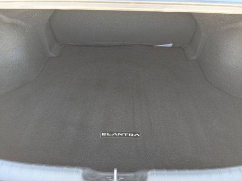 Certified 2023 Hyundai Elantra SEL image 24