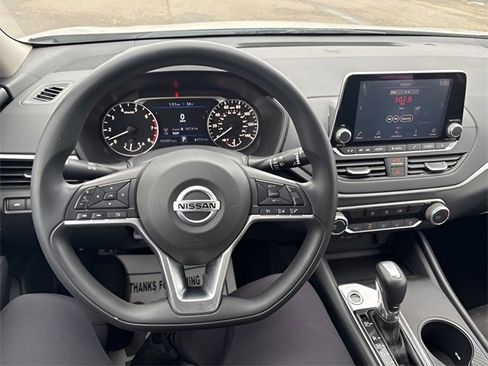 Used 2020 Nissan Altima 2.5 S image 9