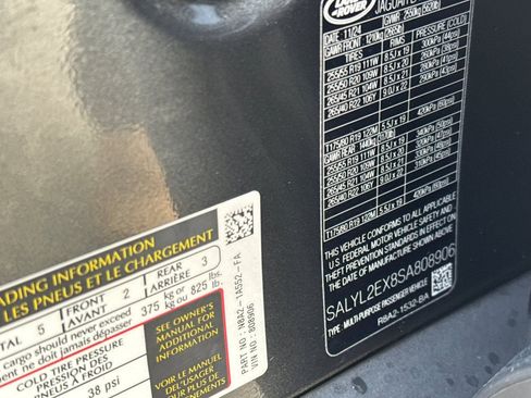 Used 2025 Land Rover Range Rover Velar Dynamic SE image 35