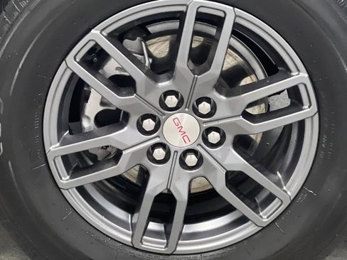 Used 2025 GMC Acadia Elevation image 68