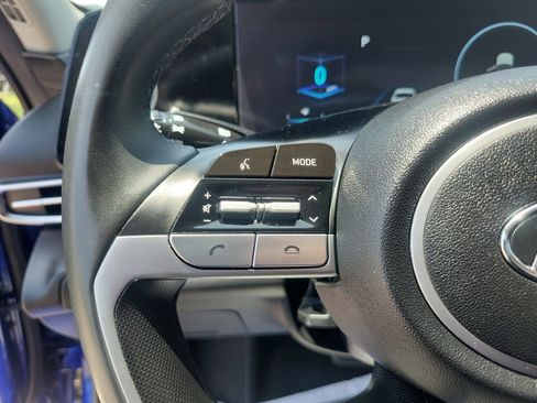 Used 2023 Hyundai Elantra SEL w/ Convenience Package FWD image 26