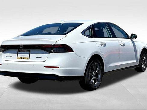 New 2025 Honda Accord EX-L image 14