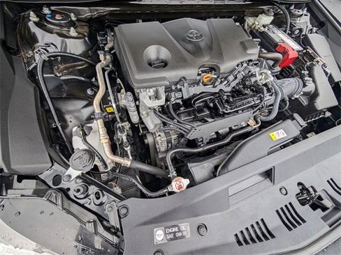 Used 2023 Toyota Camry SE image 19