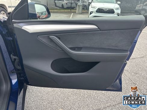 Used 2023 Tesla Model Y Long Range image 14