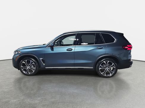 New 2026 BMW X5 xDrive40i w/ Climate Comfort Package image 8