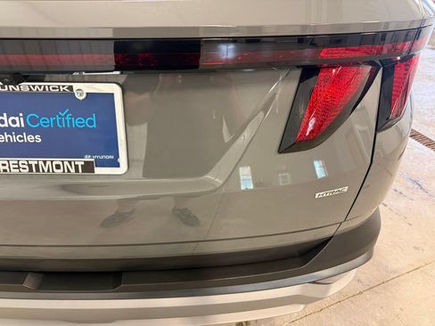 Certified 2025 Hyundai Tucson SE AWD/4WD image 20
