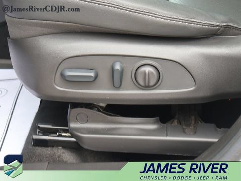 Used 2023 Buick Encore GX Essence w/ Experience Buick Package AWD/4WD image 24