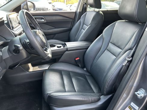 Used 2021 Nissan Rogue SL image 22