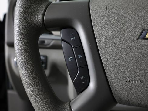 Used 2014 Chevrolet Traverse LS FWD image 31