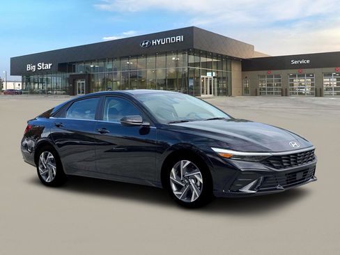 New 2026 Hyundai Elantra Limited FWD image 10