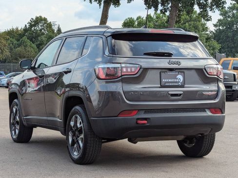 Used 2018 Jeep Compass Trailhawk w/ Leather Interior Group AWD/4WD image 7