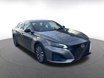 Used 2025 Nissan Altima 2.5 SV