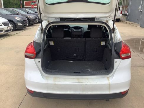 Used 2016 Ford Focus SE FWD image 14