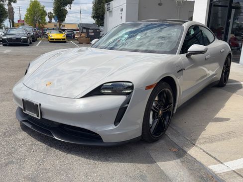 Used 2021 Porsche Taycan 4S AWD/4WD image 3