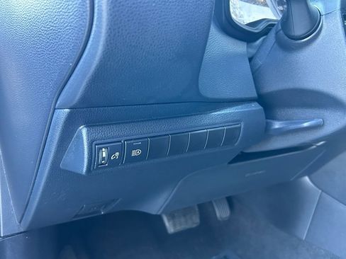 Used 2023 Toyota Corolla SE w/ SE Premium Package image 41