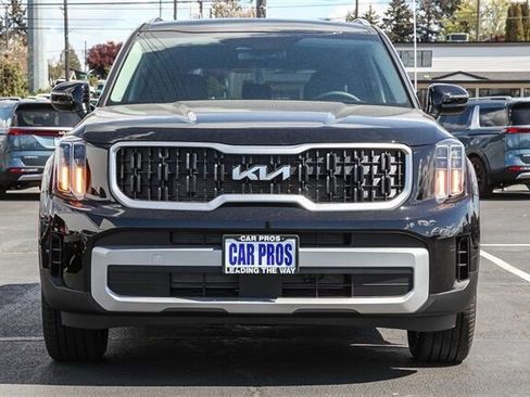 New 2025 Kia Telluride EX image 2