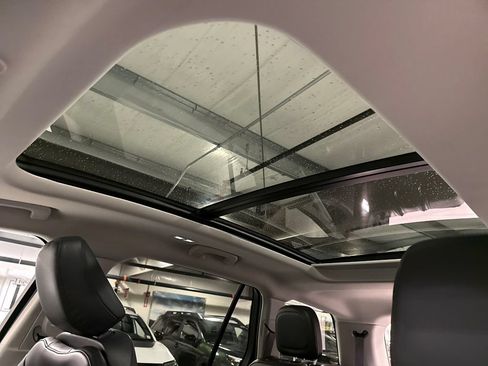 Used 2026 Lincoln Aviator AWD w/ Jet Appearance Package image 21