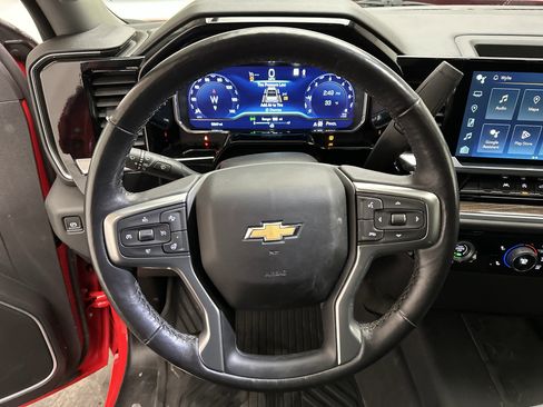 Used 2023 Chevrolet Silverado 1500 LT image 23