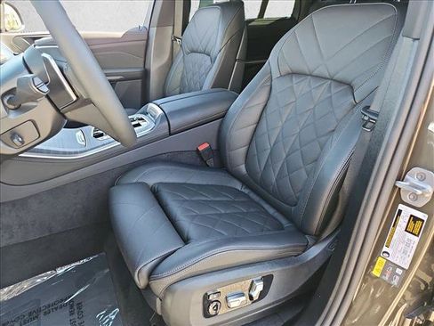 Used 2026 BMW X5 xDrive50e w/ Executive Package AWD/4WD image 16
