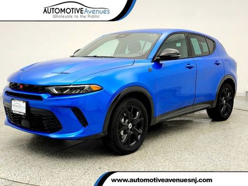 Used 2024 Dodge Hornet R/T w/ R/T Blacktop Package image 1