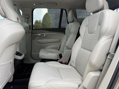 Certified 2023 Volvo XC90 B6 Ultimate w/ Protection Package Premier image 17