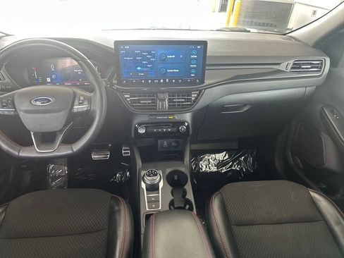 Used 2024 Ford Escape ST-Line w/ Tech Pack #1 AWD/4WD image 15