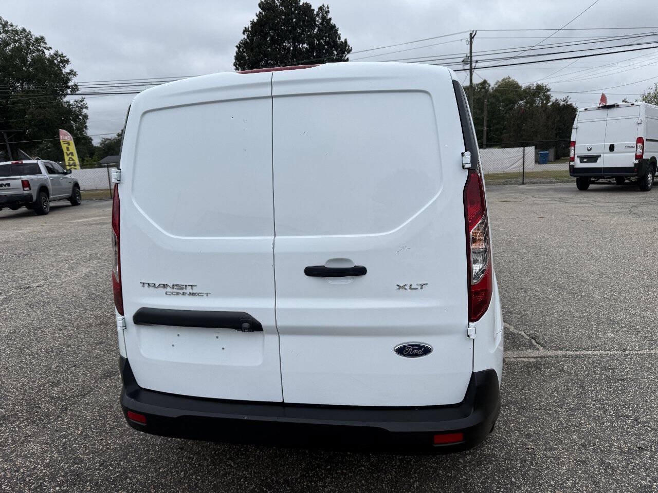 Used 2019 Ford Transit Connect XLT FWD image 19