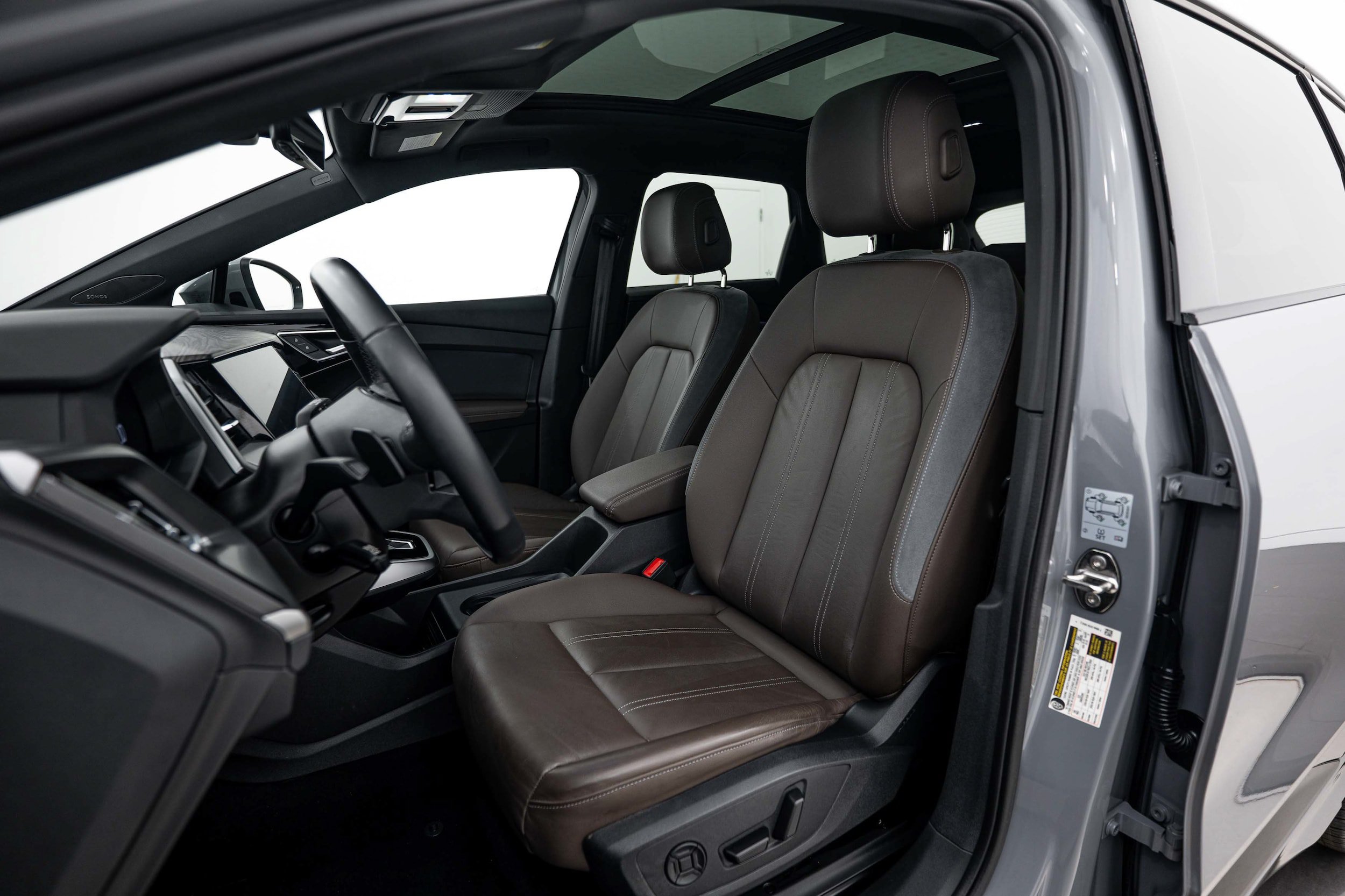 Certified 2024 Audi Q4 e-tron Premium Plus AWD/4WD image 15
