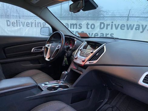 Used 2016 GMC Terrain SLE image 18