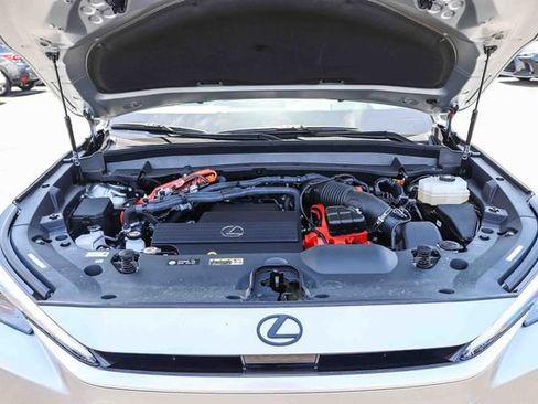 New 2026 Lexus TX 550h AWD Plug-In Hybrid image 15
