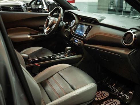 Used 2024 Nissan Kicks SR w/ SR Premium Package FWD image 12