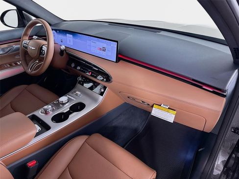 New 2026 Genesis GV70 2.5T Advanced w/ G1 Accessory Package AWD/4WD image 31