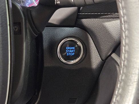 Used 2019 Toyota RAV4 Limited w/ Cold Weather Package FWD image 35