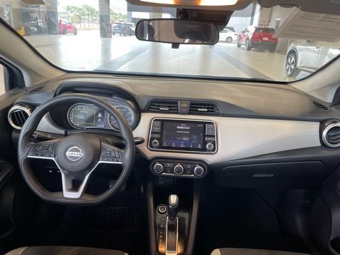 Certified 2021 Nissan Versa SV image 9