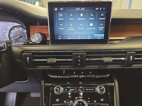 Used 2020 Lincoln Corsair Reserve w/ Equipment Group 201A AWD/4WD image 22