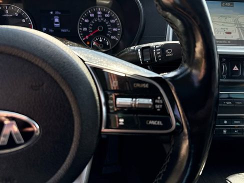 Used 2019 Kia Optima EX w/ EX Premium Package image 18